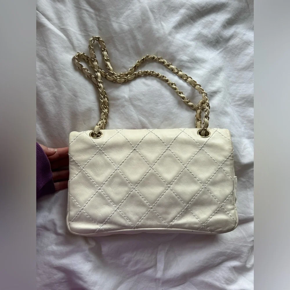 Vintage Chanel Rose Flap Bag - Picture 9 of 11